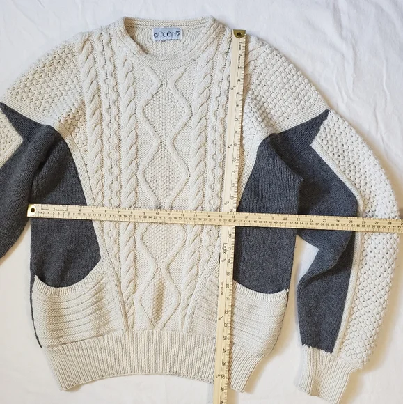 Irish Handknit Pure Wool Accento Crewneck Aran Sweater White/Black Size L - Picture 3 of 6